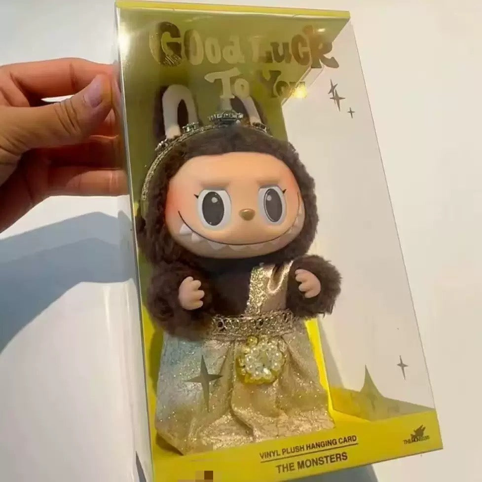 LabuBu Vinyl Figure Blind Box (Thailand Exclusive Edition) – Interchangeable Outfits, Accessories & Plush Keychain Included