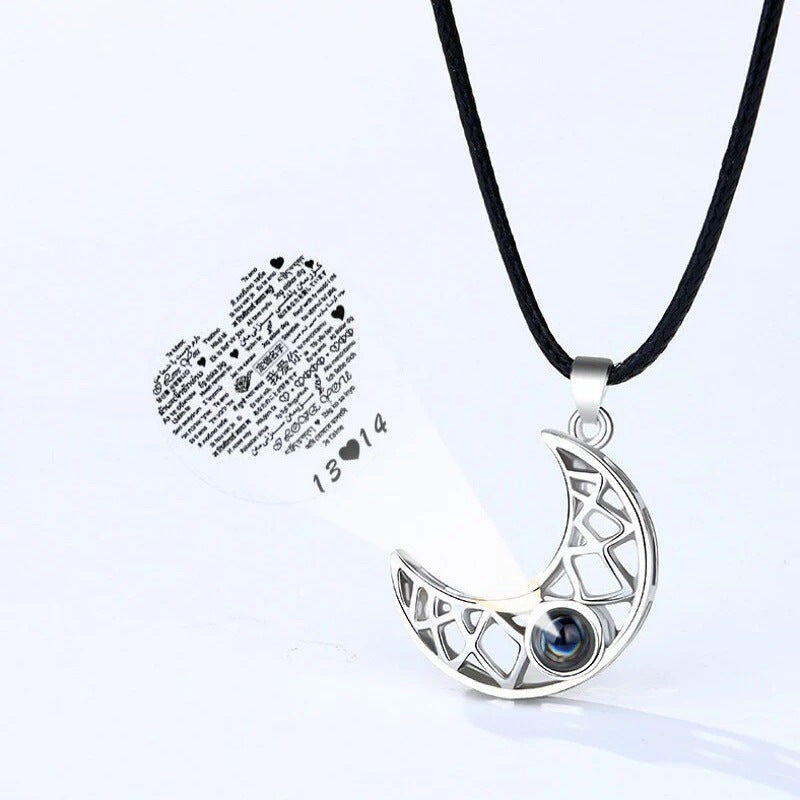 Love sun and moon couple projection necklace men and women pair pendant magnet ins niche design collarbone necklace