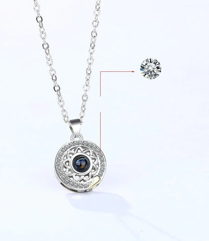 Love sun and moon couple projection necklace men and women pair pendant magnet ins niche design collarbone necklace